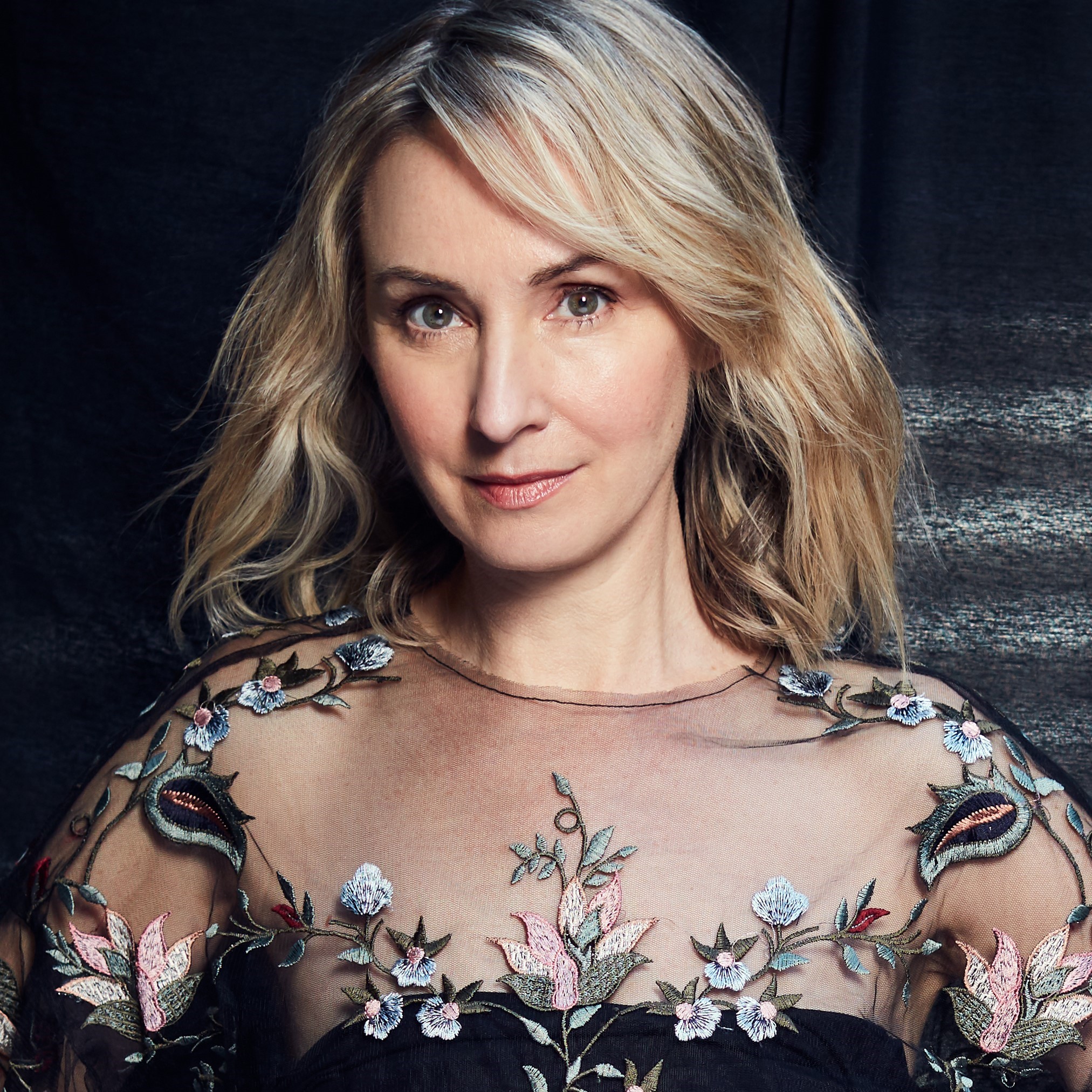 Lisa McCune